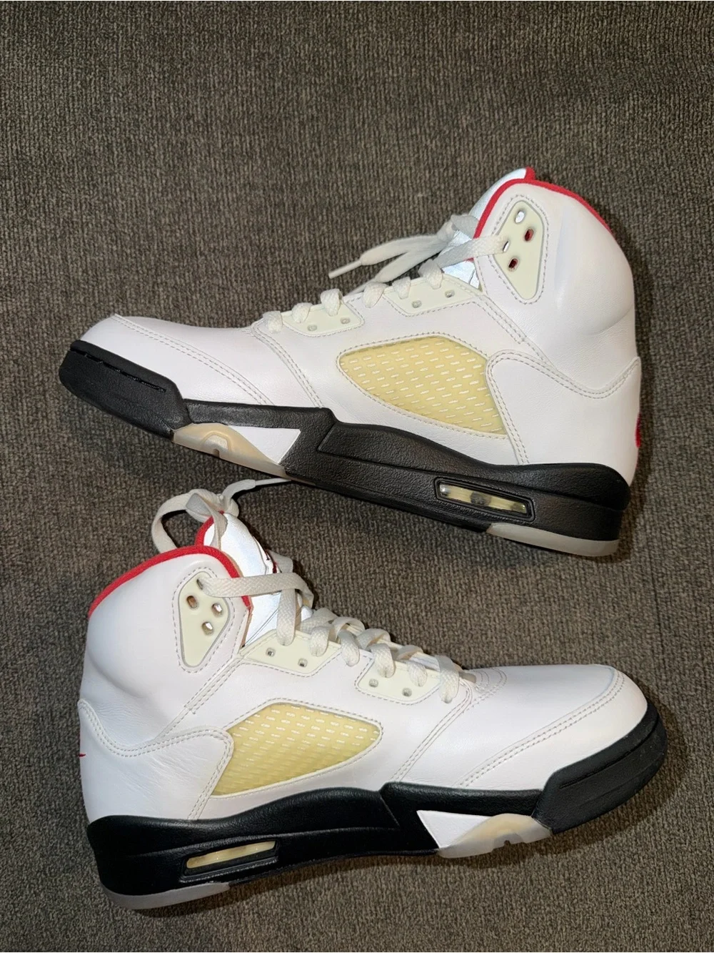 Jordan 5 Retro ‘Fire Red Silver Tongue’ Size 8M